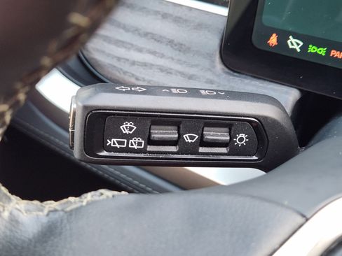 Used 2023 Rivian R1S Launch Edition Quad AWD/4WD image 21