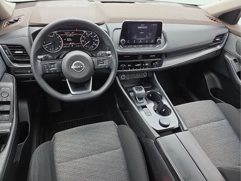 Used 2023 Nissan Rogue SV AWD/4WD image 11