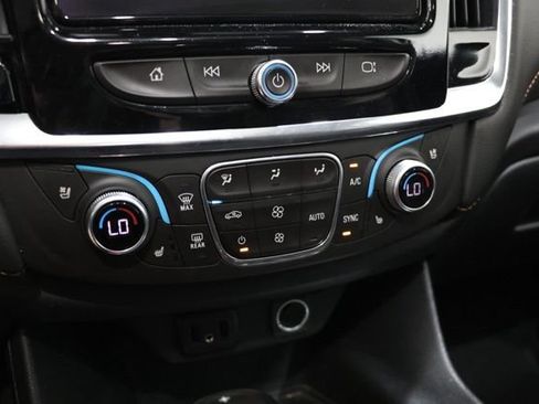 Used 2018 Chevrolet Traverse Premier w/ Redline Edition FWD image 30