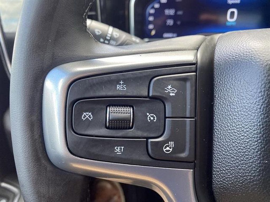 Used 2023 Chevrolet Silverado 1500 LT AWD/4WD image 32