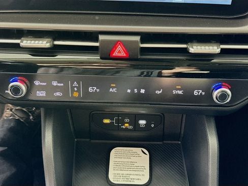 New 2026 Kia Sportage SX AWD/4WD image 18