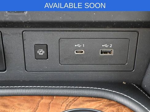 Used 2021 Nissan Armada SL w/ Captain's Chairs Package AWD/4WD image 28