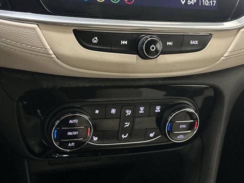 Used 2020 Buick Encore GX Select AWD/4WD image 23
