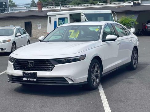 Certified 2024 Honda Accord EX image 3