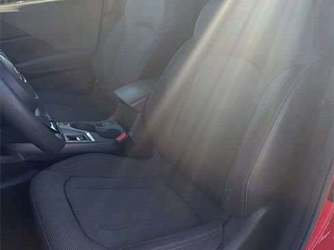 Used 2024 Subaru Crosstrek 2.0i Premium image 9