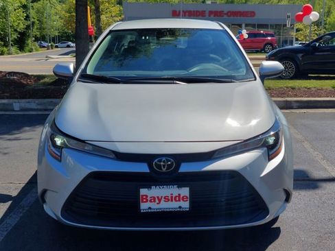 Certified 2024 Toyota Corolla LE FWD image 5