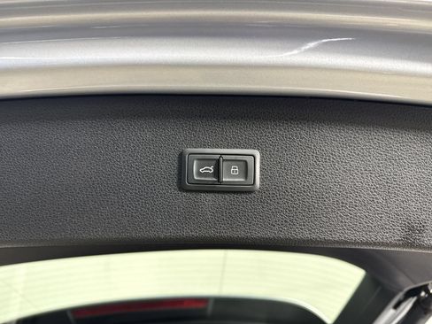 Used 2021 Audi Q5 2.0T Premium Plus w/ Premium Plus Package AWD/4WD image 35