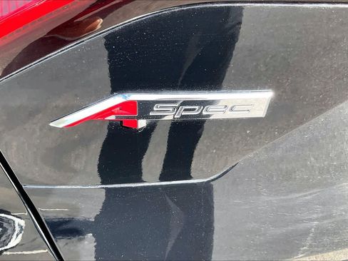 Used 2025 Acura MDX A-Spec image 11