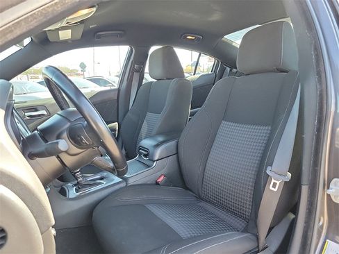 Used 2023 Dodge Charger SXT image 11