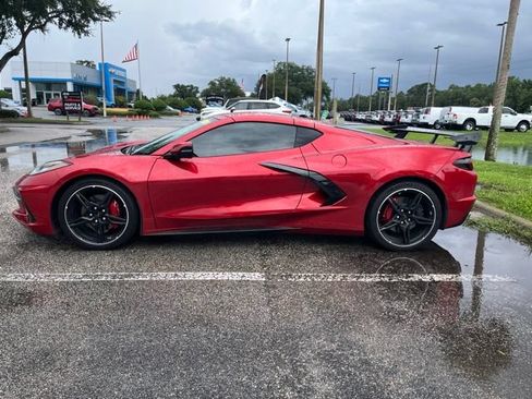 Used 2022 Chevrolet Corvette Stingray Preferred Cpe RWD image 2