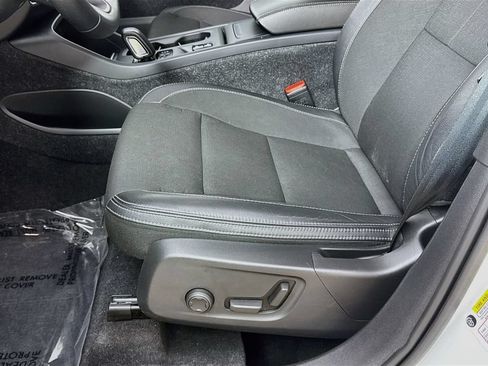 Used 2020 Volvo XC40 T5 Momentum w/ Protection Package AWD/4WD image 22