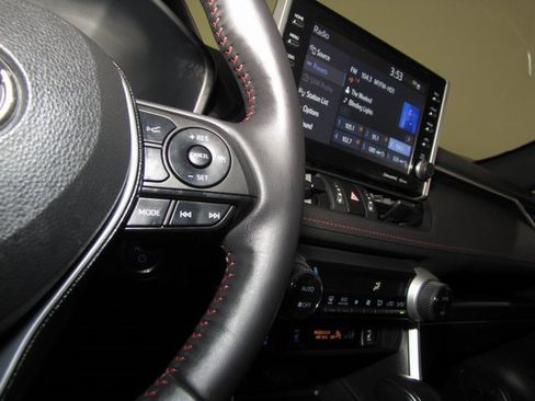 Used 2022 Toyota RAV4 XSE image 6