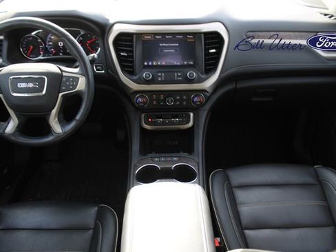 Used 2022 GMC Acadia Denali w/ Denali Ultimate Package image 16