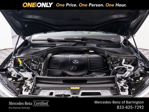Used 2025 Mercedes-Benz GLC 350e 4MATIC image 29