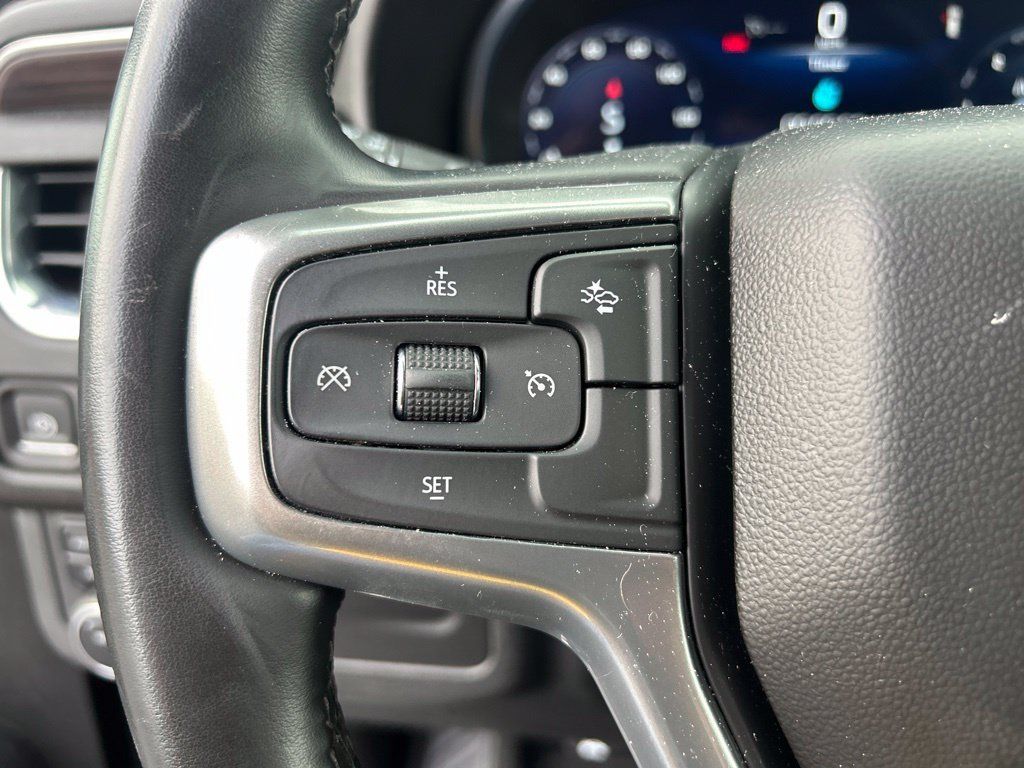 Used 2024 Chevrolet Suburban LT AWD/4WD image 21