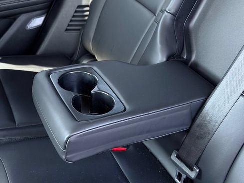 Certified 2024 Lincoln Corsair AWD image 22