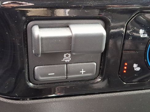 Used 2023 Chevrolet Silverado 1500 RST w/ Rally Edition image 25