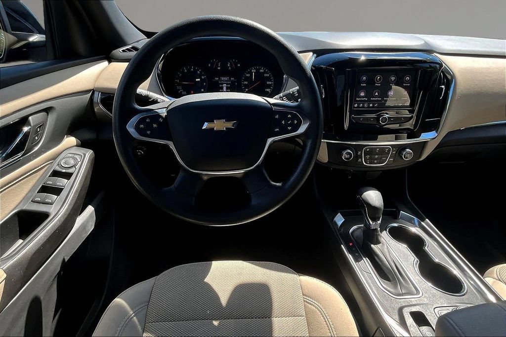 Used 2023 Chevrolet Traverse LS w/ Safety Package AWD/4WD image 8