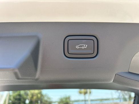 New 2026 Hyundai Kona Limited FWD image 16