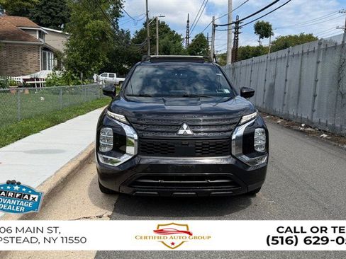 Used 2022 Mitsubishi Outlander SEL Black Edition AWD/4WD image 2
