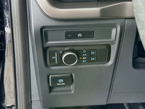 Used 2025 Ford F150 XL AWD/4WD image 10