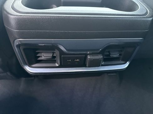 Used 2021 GMC Sierra 1500 Elevation w/ Preferred Package image 27