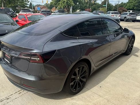 Used 2018 Tesla Model 3 Long Range RWD image 3