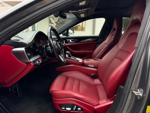 Used 2018 Porsche Panamera 4S AWD/4WD image 15