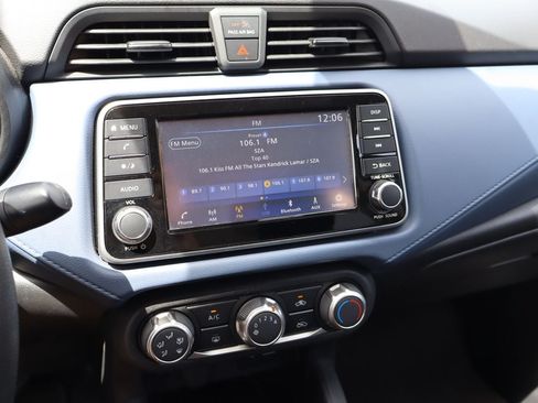 Used 2024 Nissan Versa SV FWD image 6