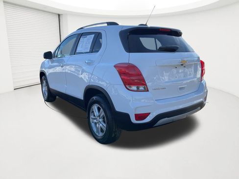 Used 2019 Chevrolet Trax LT w/ LT Convenience Package image 5
