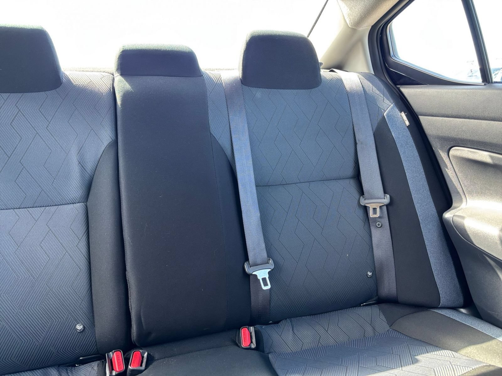 Used 2025 Nissan Versa SV FWD image 34