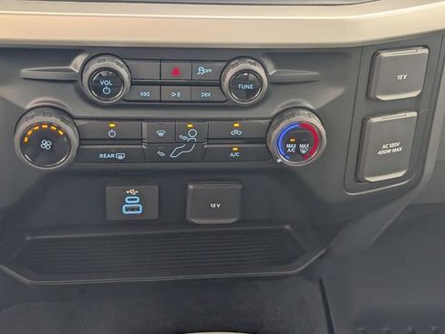 Used 2025 Ford F350 XLT AWD/4WD image 22