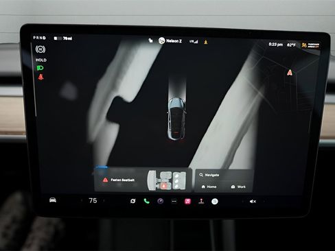 Used 2024 Tesla Model Y 2WD image 49