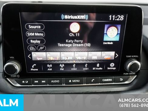 Used 2025 Nissan Rogue SV FWD image 35