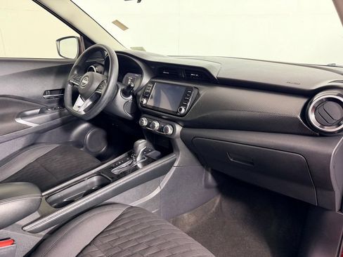 Used 2023 Nissan Kicks SV FWD image 29
