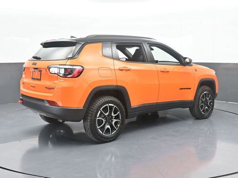 New 2026 Jeep Compass Trailhawk image 6