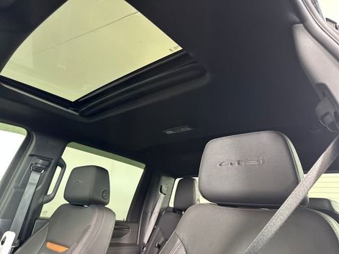 Used 2024 GMC Sierra 2500 AT4 w/ AT4 Premium Plus Package image 12