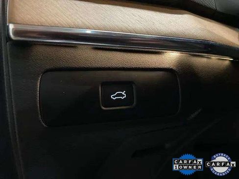 Used 2025 Volvo XC90 B6 Plus image 38