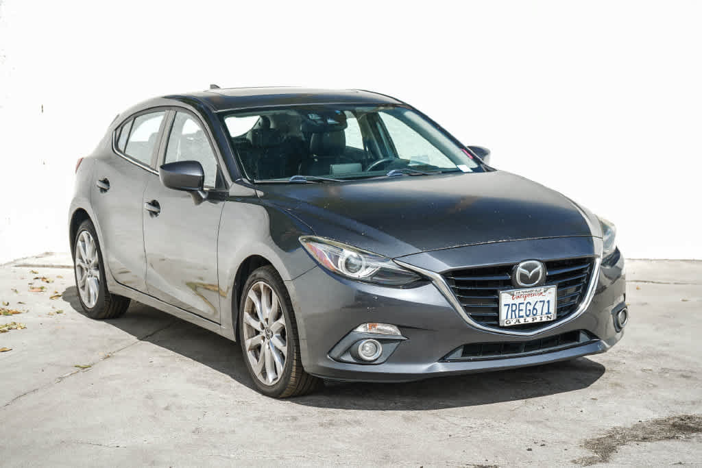 Used 2016 MAZDA MAZDA3 s Grand Touring w/ Technology Package FWD image 3