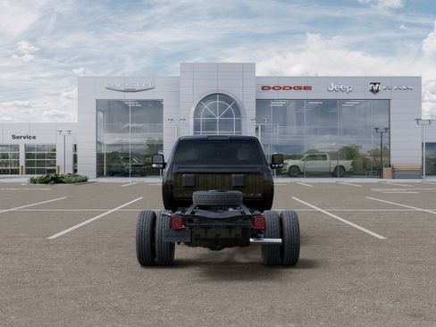New 2026 RAM 3500 Tradesman AWD/4WD image 23