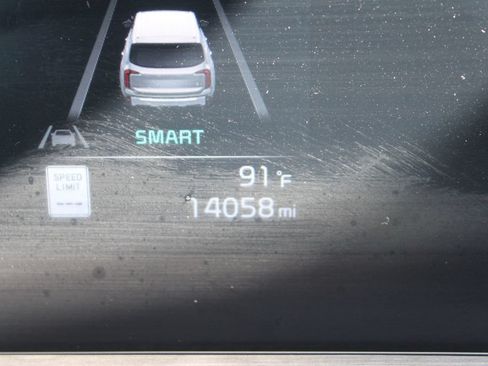 Certified 2024 Kia Telluride EX X-Line AWD/4WD image 33