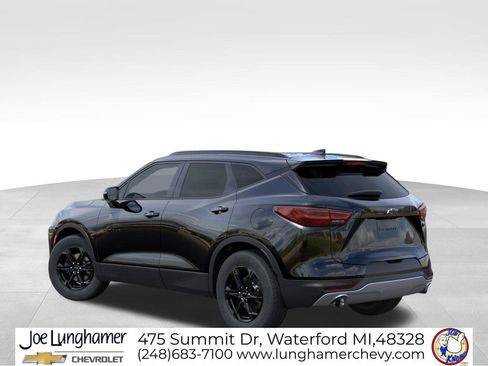 New 2026 Chevrolet Blazer LT w/ Midnight/Sport Edition AWD/4WD image 3