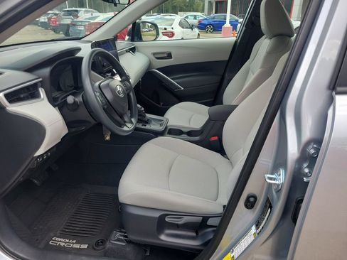 Certified 2026 Toyota Corolla Cross L FWD image 15