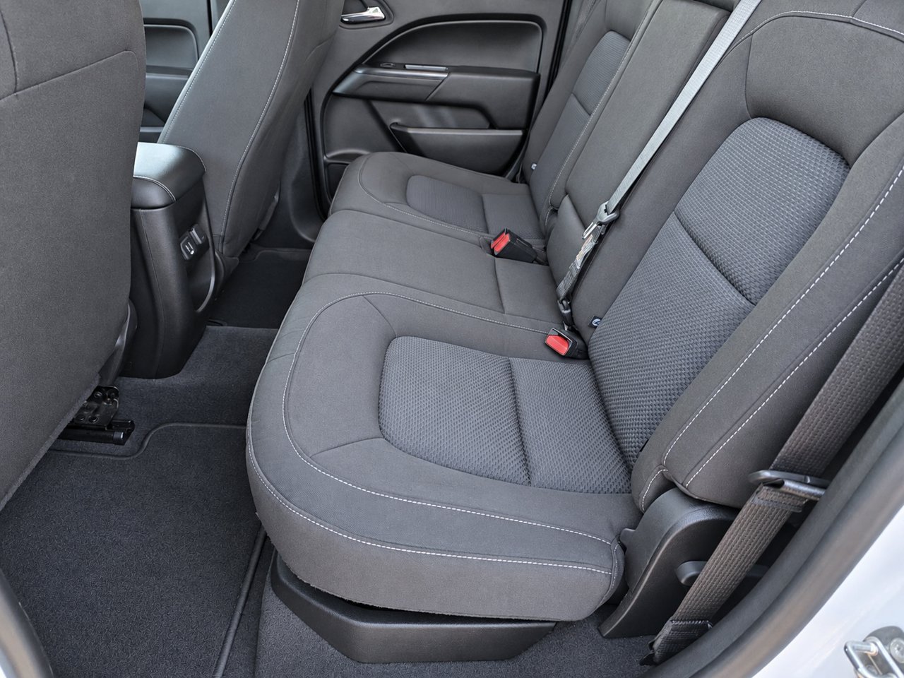 Used 2020 Chevrolet Colorado LT AWD/4WD image 26
