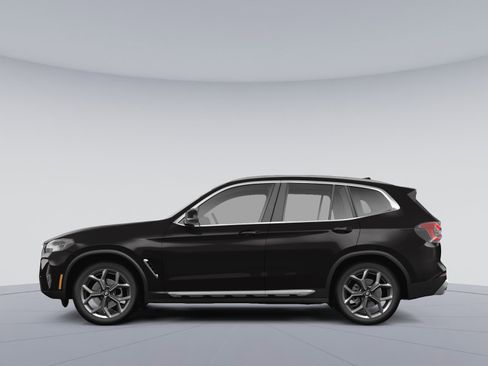 Used 2024 BMW X3 sDrive30i w/ Premium Package RWD image 2