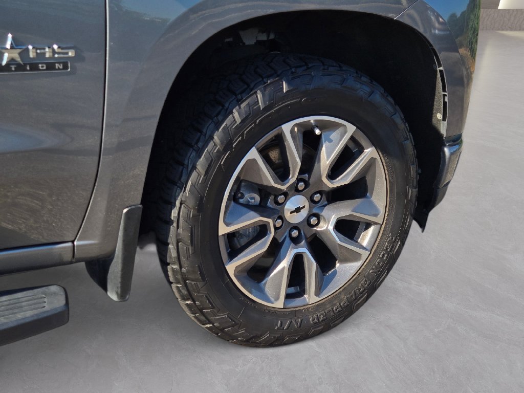 Used 2022 Chevrolet Silverado 1500 RST AWD/4WD image 11