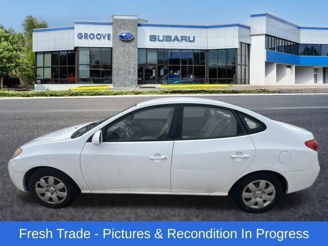 Used 2009 Hyundai Elantra GLS FWD image 2