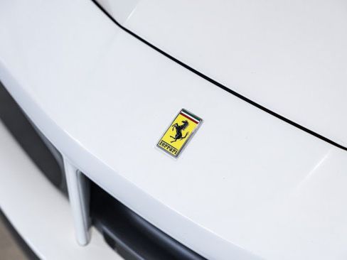 Used 2018 Ferrari 488 Spider RWD image 11