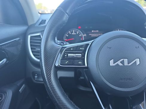 Used 2022 Kia Seltos SX AWD/4WD image 28