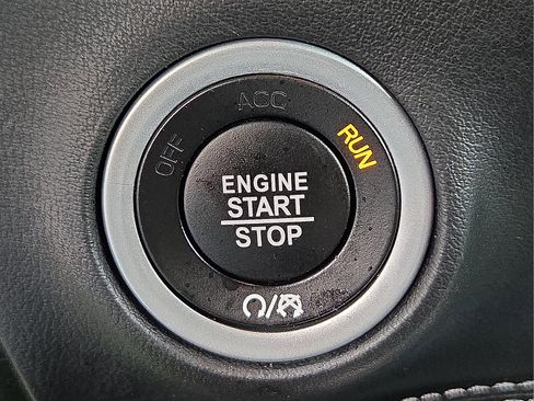 Used 2022 Dodge Challenger GT w/ Plus Package image 15